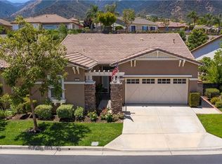 9097 Wooded Hill Dr, Corona, CA 92883