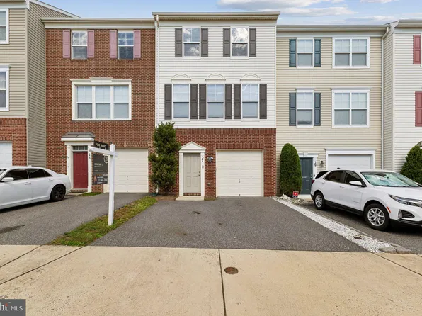 27 Rapidan Dr, Stafford, VA 22556