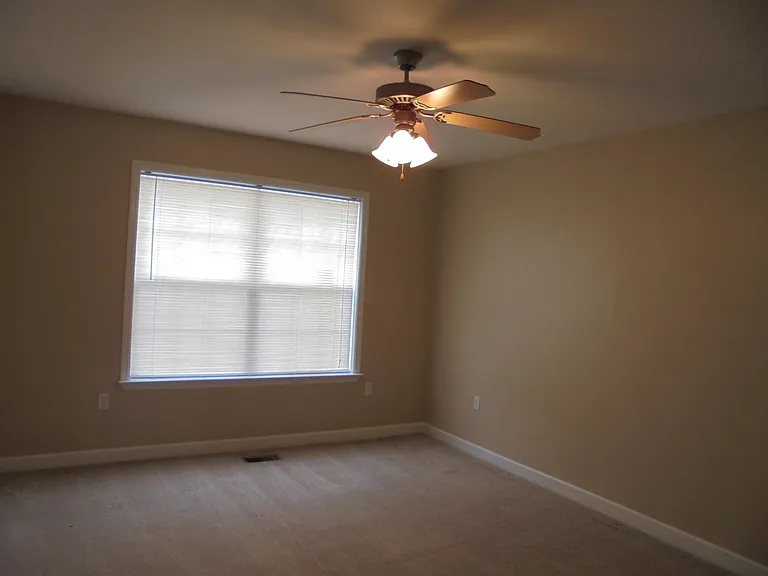 316 Eagle Lndg — Photo 9
