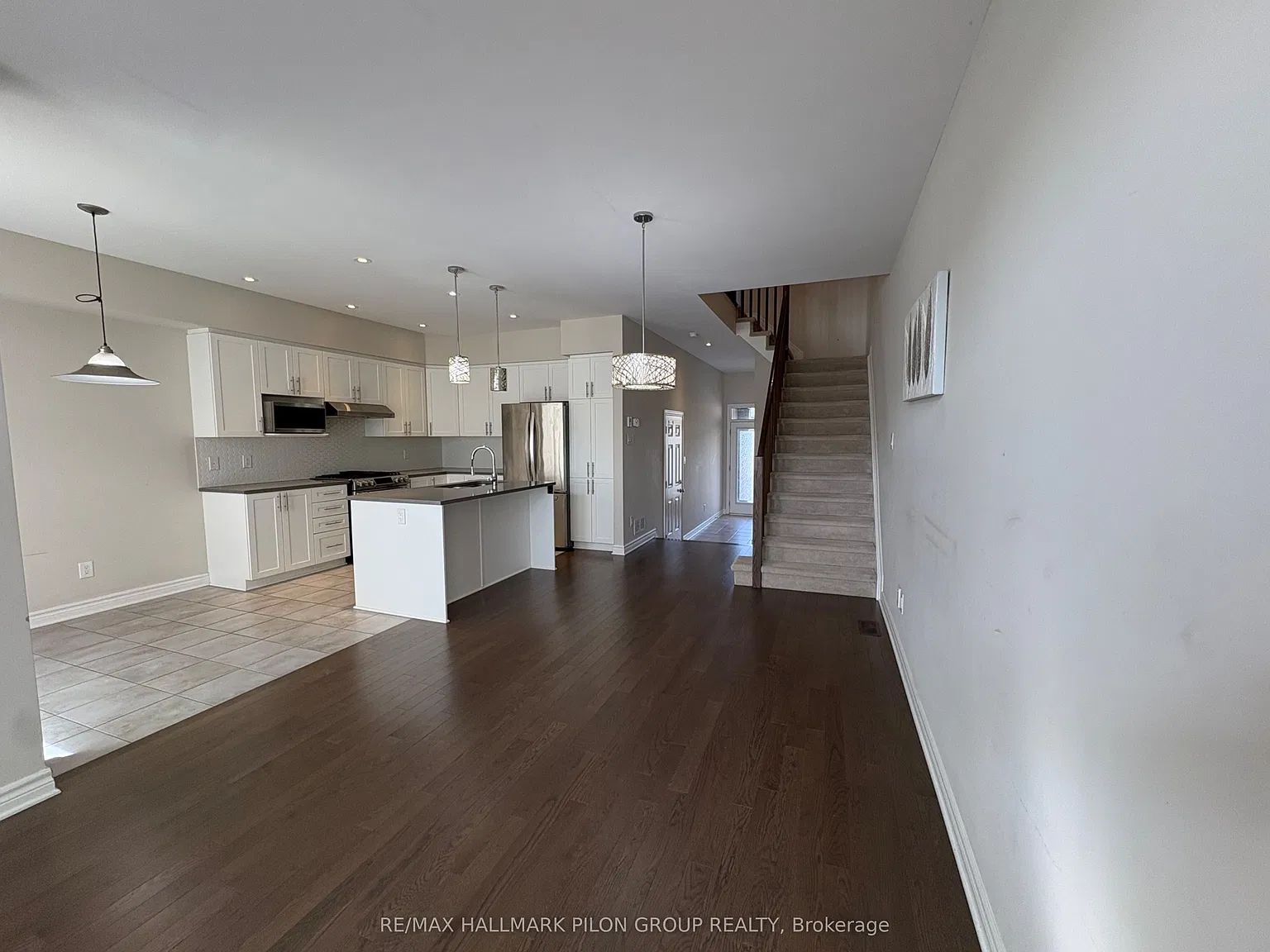 3 bed, $3,100 — Photo 4