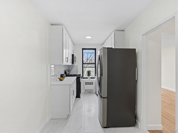 3rd image of 33-04 Junction Blvd #4p