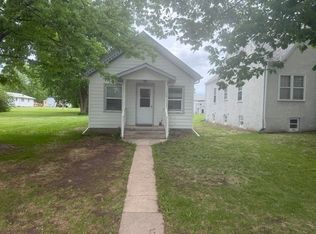 116 E Clay St, Oneill, NE 68763