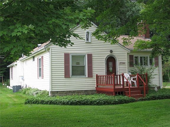 2nd image of 20022 Meadowland Dr
