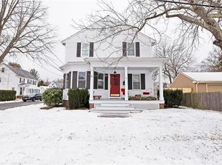 121 Hope St, Rumford, RI 02916