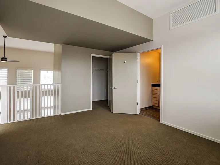2100 Acklen Flats — Photo 14
