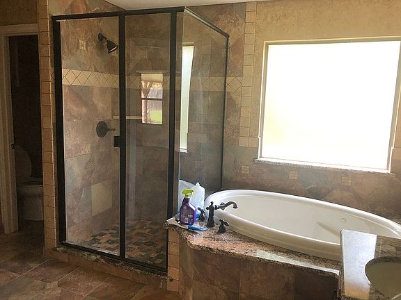 4th image of 4407 Cluster Oak Ct