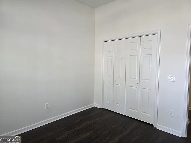 434 Roberts Way — Photo 13