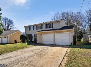 1183 Muirfield Dr, Stone Mountain, GA 30088