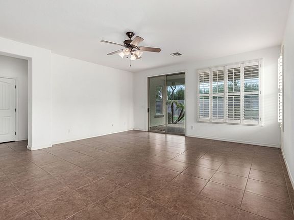5th image of 3721 S Vineyard Ave