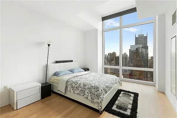 Rented by GARG Real Estate | media 5