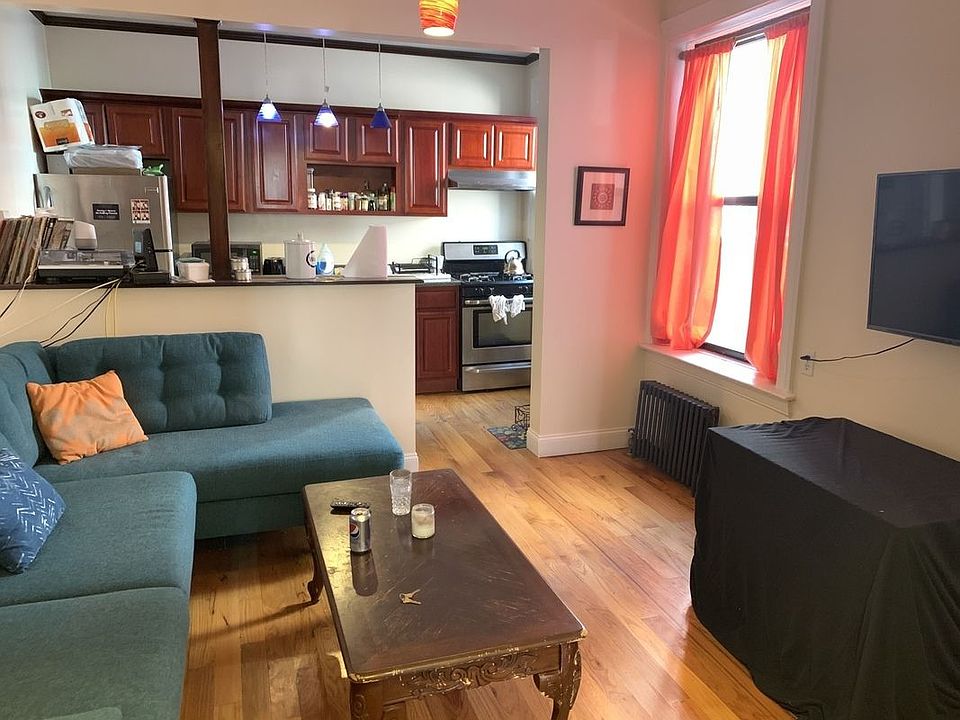1st image of 28 E 17th St APT 1B