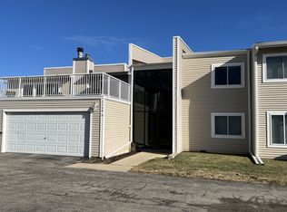 2254 Baldwin Way #7B, Palatine, IL 60074