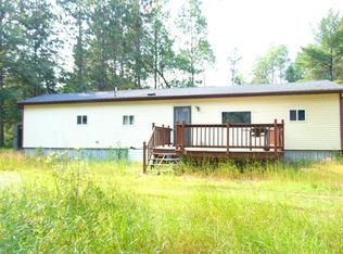 N9036 Huigen Ln, Crivitz, WI 54114