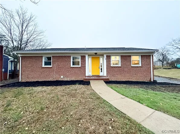 113 Martin St, Bowling Green, VA 22427