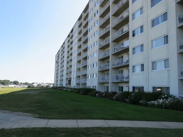 200 Cove Way Unit 612, Quincy, MA 02169