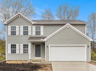 7215 Primrose Ln, Grand Blanc, MI 48439