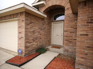 3016 Baronsgate Ln, Dickinson, TX 77539