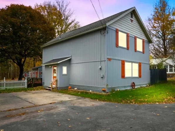 (undisclosed Address), Fulton, NY 13069