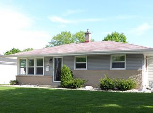 N85W15055 Knoll Ter, Menomonee Falls, WI 53051