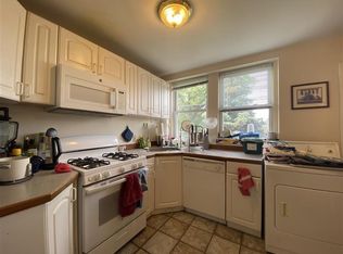 56 Kelly Rd #3, Cambridge, MA 02139