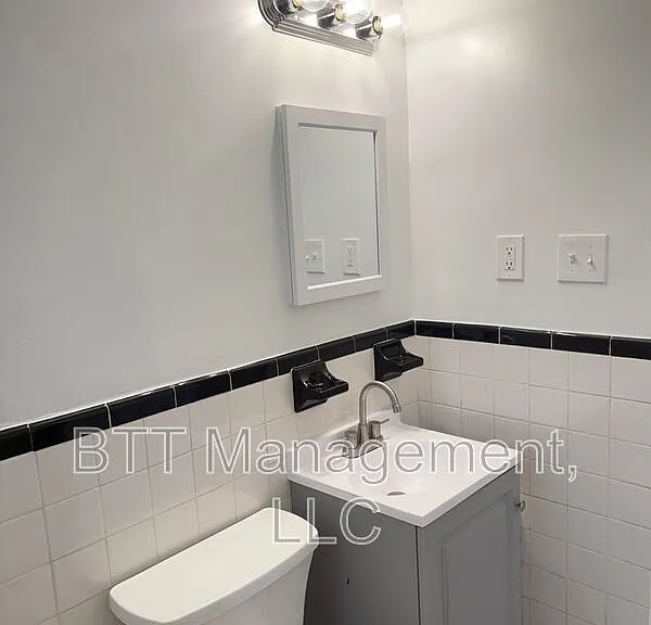 4013 38th St #301 — Photo 31