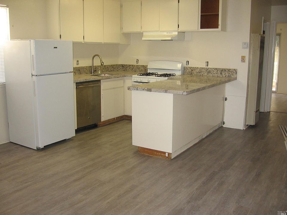 2nd image of 270 Brown St APT 12
