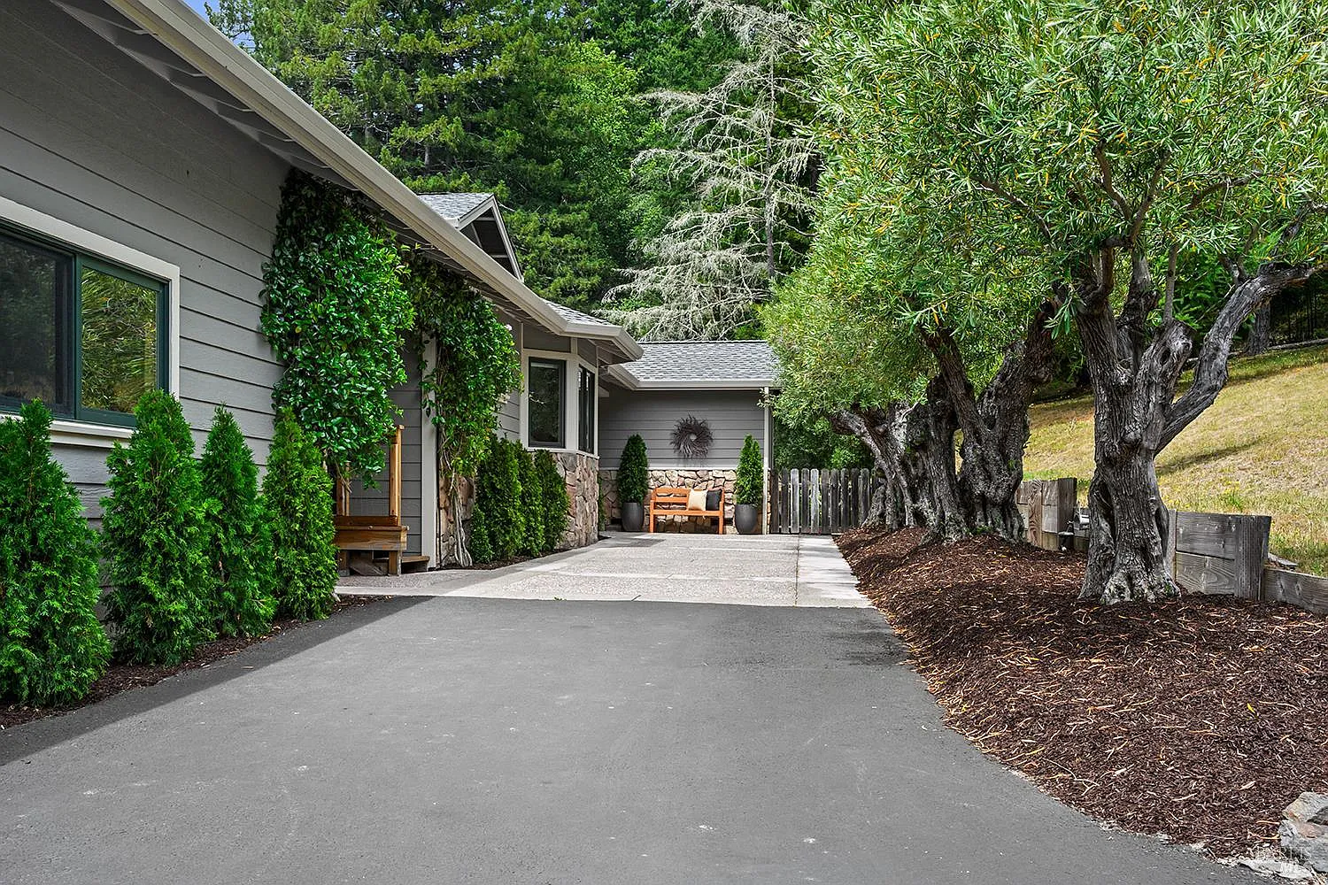 2585 Marra Road - Photo 10
