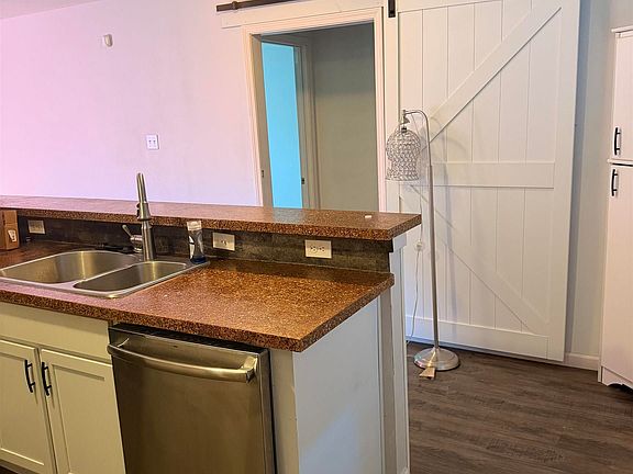 5th image of 11020 Birchwood Dr