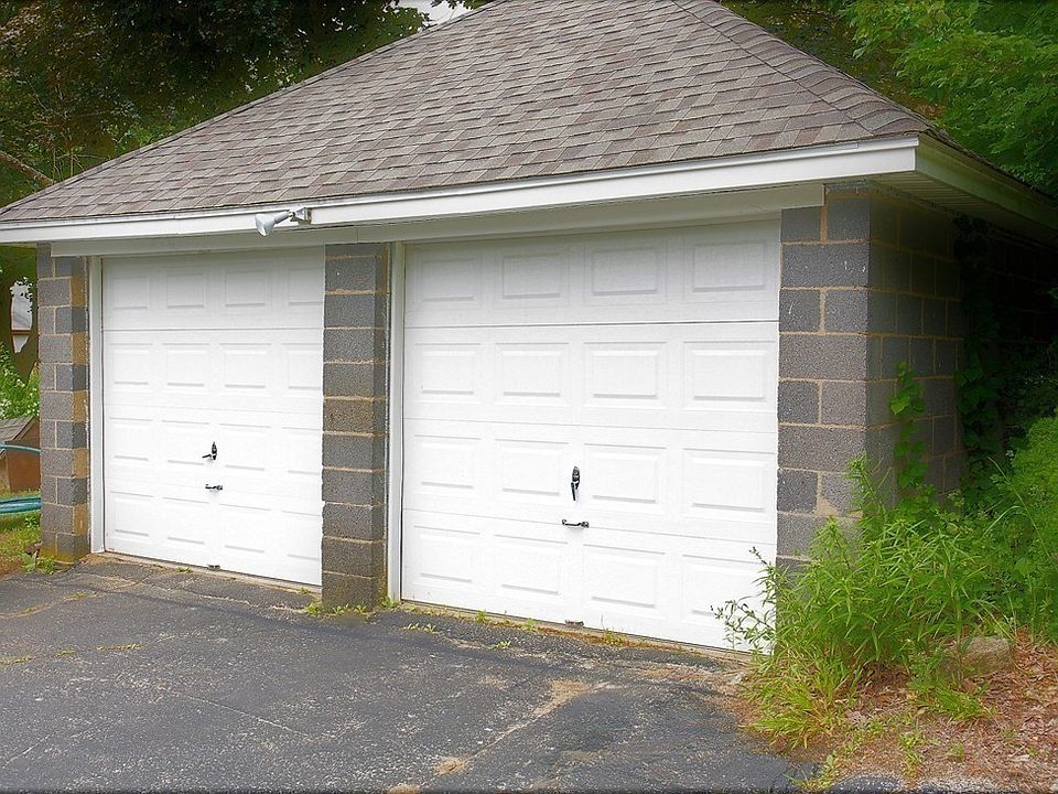 36 Brookfield Rd, Sturbridge, MA 01518 MLS 73177568 Zillow