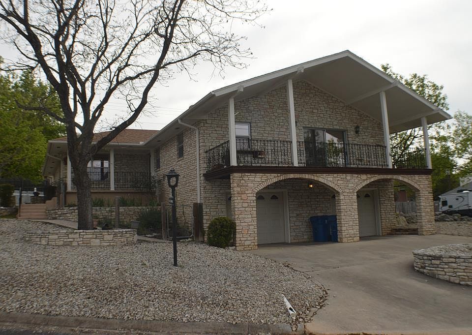 1st image of 105 Medio Vista Dr
