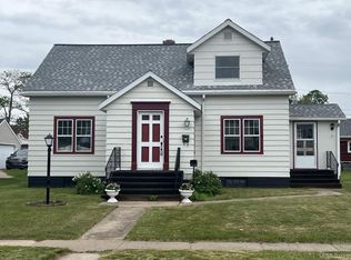 310 Iron St, Norway, MI 49870