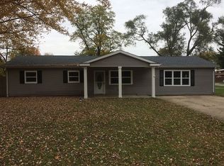 902 Rivercrest Dr, Osceola, IN 46561