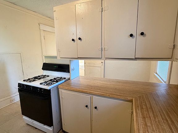 5th image of 3721 Ridge Ave #2
