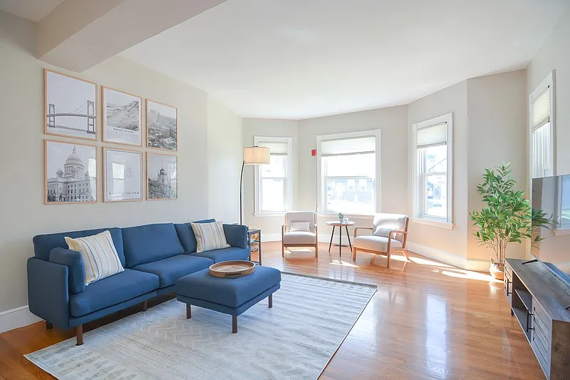 2 bed, 1.0 bath, 1000 sqft, $2,050 — Photo 4