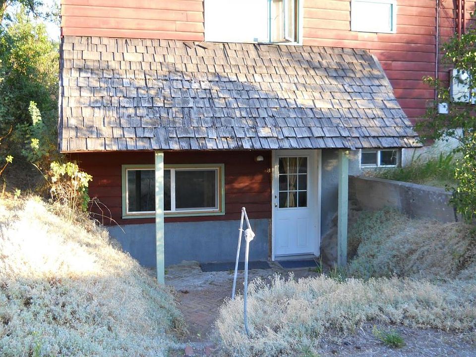 2nd image of 220 Cocolalla St