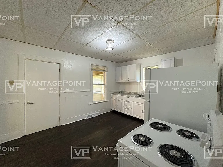 407 N Lafayette St — Photo 5