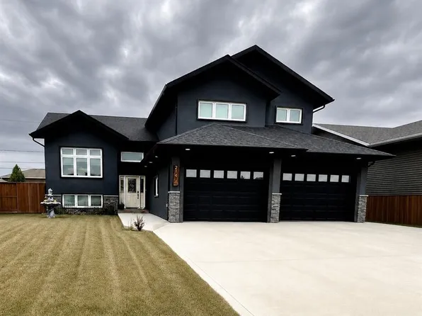 214 Elizabeth STREET, Melfort, SK S0E 1A0