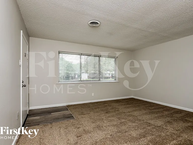 1495 Mullanphy Rd — Photo 6