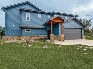443 Big Bend Dr, Canyon Lake, TX 78133
