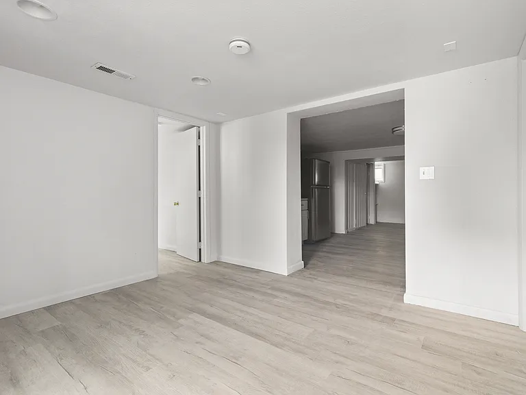 4757 S Jason St — Photo 18