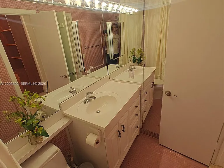 710 Allendale Rd — Photo 43