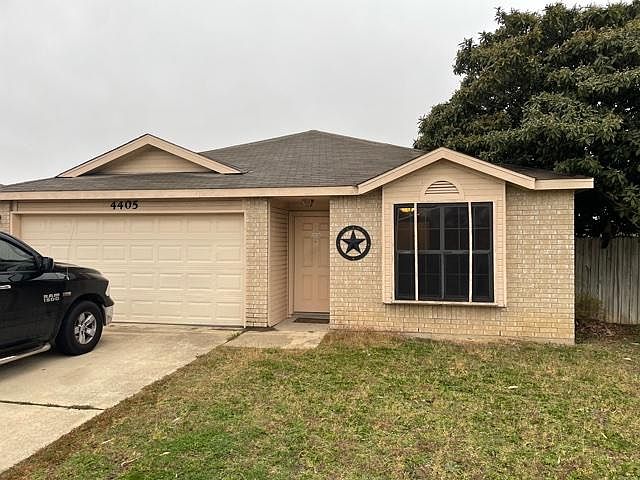 1st image of 4405 Waterside Dr