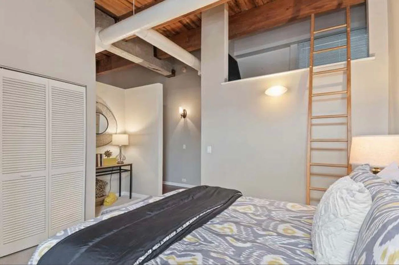 1 bed, 1000 sqft, $2,450 — Photo 2