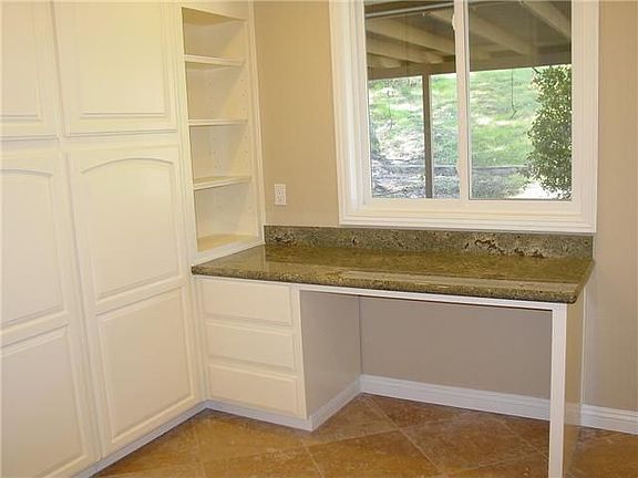 office/third bedroom