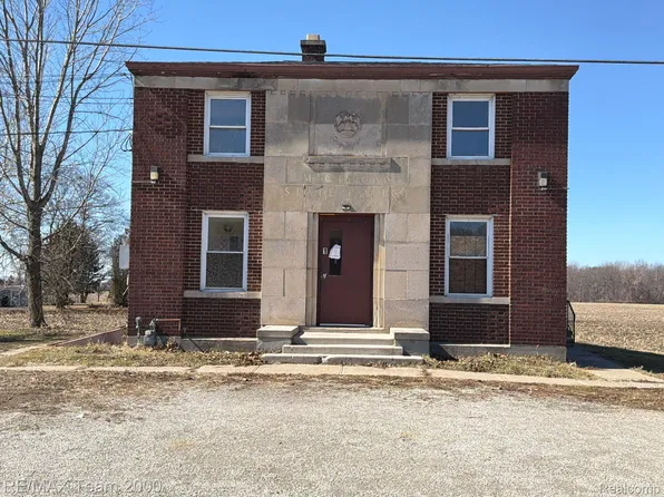 10625 Telegraph Rd, Erie, MI 48133