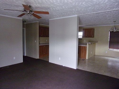 3rd image of 102 Lynnwood Cir