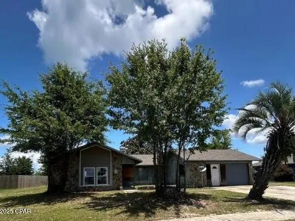 360 Bell Cir, Lynn Haven, FL 32444