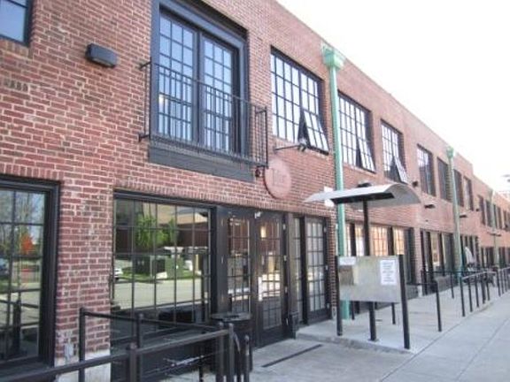3rd image of 1916 Lucas Ave APT 205