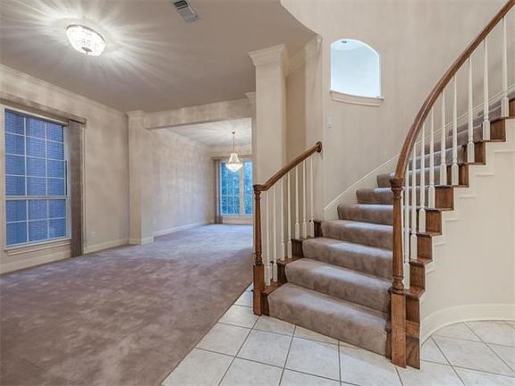 4th image of 5507 Courtyard Dr