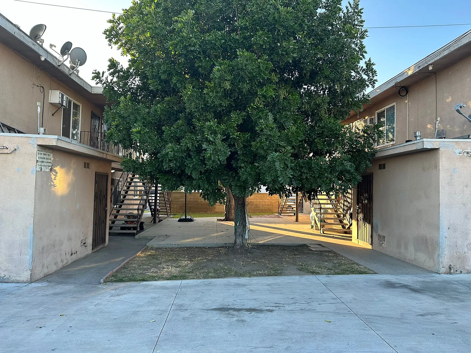 14424 Flallon Ave — Photo 3